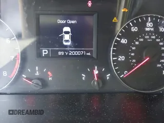 2016 Kia Cadenza Premium z VIN KNALN4D75G5221164, wystawiony jako IAAI lot #42253125 z przebiegiem 200 071 mil mil oraz . Historia ofert i sprzedaży dostępna na DreamBid. Obrazek 15.