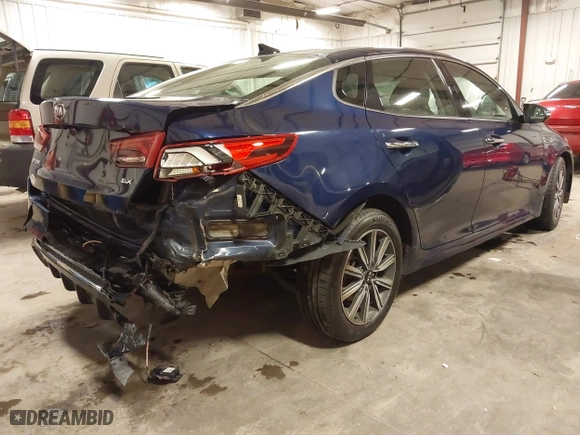 2019 Kia Optima EX with VIN 5XXGU4L18KG331120, listed as a IAAI auction lot 41711126 with 82,289 mi miles. Bid and sale history available at carsss.com. Image 4.
