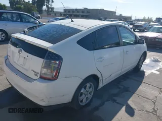 2004 Toyota Prius with VIN JTDKB20U240068565, listed as a IAAI auction lot 40417158 with 192,764 mi miles and . Bid and sale history available at DreamBid. Image 4.