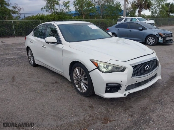2014 Infiniti Q50 Premium with VIN JN1BV7AP2EM670148, listed as a IAAI auction lot 41407897 with 96636 miles. Bid and sale history available at carsss.com. Image 1.