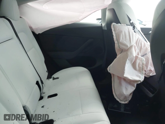 2025 Tesla Model Y Long Range z VIN 7SAYGDED0SF256650, wystawiony jako IAAI lot #41993206 z przebiegiem Nie podano mil oraz . Historia ofert i sprzedaży dostępna na DreamBid. Obrazek 8.