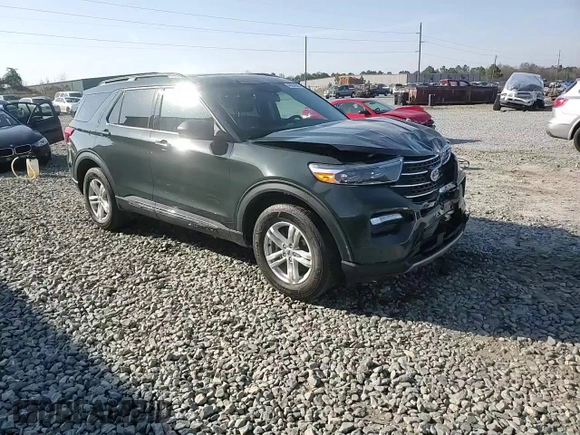 2021 Ford Explorer XLT with VIN 1FMSK8DH8MGC43405, listed as a Copart auction lot 48394945 with 39,442 mi miles and Salvage Title. Bid and sale history available at carsss.com. Image 14.
