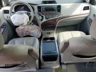 2012 Toyota Sienna XLE AAS with VIN 5TDYK3DC1CS233762, listed as a Copart auction lot 59224495 with 116,155 mi miles and Salvage title. Bid and sale history available at DreamBid. Image 8.