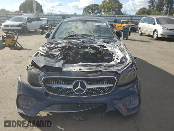2019 Mercedes-Benz E-Class E 450 with VIN WDD1J6HB5KF074062, listed as a Copart auction lot 83824884 with 0 mi miles and Salvage Title. Bid and sale history available at carsss.com. Image 5.