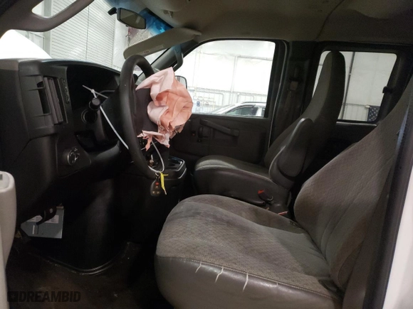 2017 Chevrolet Express Passenger LT with VIN 1GAZGPFG9H1139784, listed as a Copart auction lot 76957113 with 171,524 mi miles and Salvage Title. Bid and sale history available at carsss.com. Image 7.