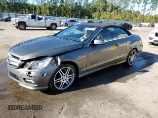 2011 Mercedes-Benz E-Class E 550 with VIN WDDKK7CF1BF043196, listed as a Copart auction lot 76523434 with 0 mi miles and Salvage Title. Bid and sale history available at carsss.com. Image 1.
