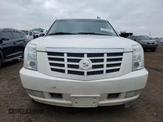 2011 Cadillac Escalade ESV Premium z VIN 1GYS4JEF6BR125500, wystawiony jako Copart lot #51917445 z przebiegiem 258 390 mil mil oraz Tytuł czysty. Historia ofert i sprzedaży dostępna na DreamBid. Obrazek 5.