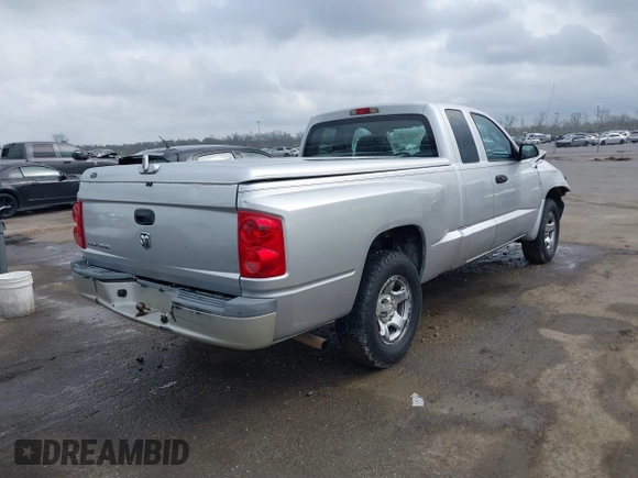 2005 Dodge Dakota ST with VIN 1D7HE22K25S119460, listed as a IAAI auction lot 41790592 with 104,995 mi miles and . Bid and sale history available at DreamBid. Image 4.