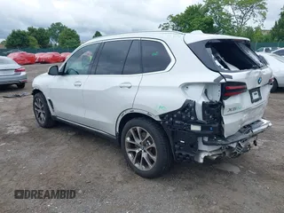 2024 BMW X5 xDrive40i with VIN 5UX23EU0XR9T63789, listed as a IAAI auction lot 42324467 with 25,057 mi miles and . Bid and sale history available at DreamBid. Image 3.