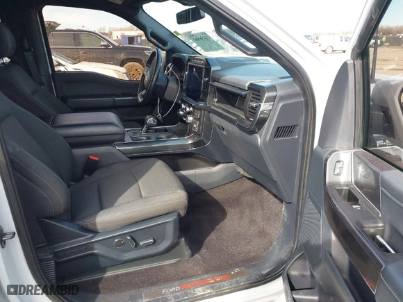 2021 Ford F-150 XL with VIN 1FTEW1EP0MKE55635, listed as a IAAI auction lot 41636980 with 44,299 mi miles. Bid and sale history available at carsss.com. Image 5.
