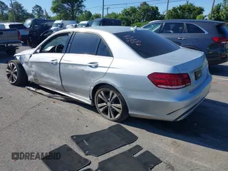 2016 Mercedes-Benz E 350 Sport with VIN WDDHF5KB6GB297633, listed as a IAAI auction lot 42115837 with 91,643 mi miles and . Bid and sale history available at DreamBid. Image 3.