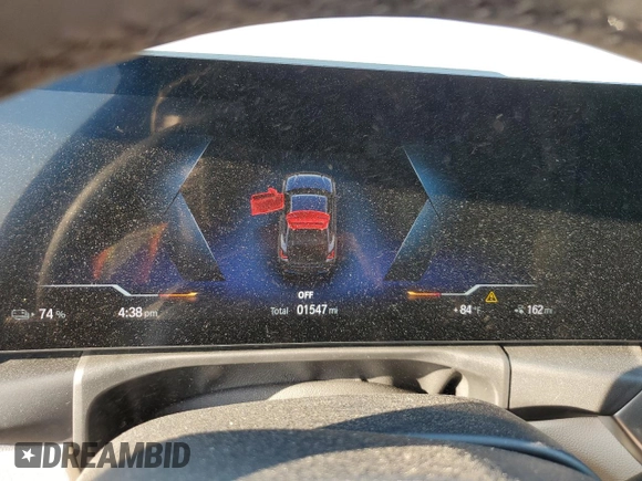 2023 BMW i4 eDrive40 z VIN WBY73AW07PFP07184, wystawiony jako Copart lot #42594723 z przebiegiem 1 547 mil mil oraz . Historia ofert i sprzedaży dostępna na DreamBid. Obrazek 9.