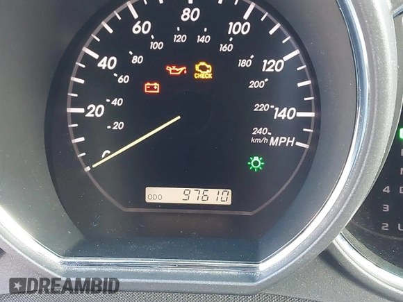 2008 Lexus RX with VIN 2T2HK31U68C090638, listed as a IAAI auction lot 42136578 with 97,610 mi miles. Bid and sale history available at carsss.com. Image 15.