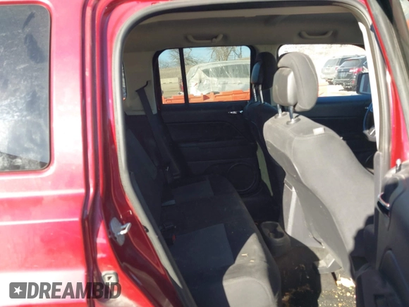 2015 Jeep Patriot Latitude with VIN 1C4NJPFB4FD144351, listed as a IAAI auction lot 41526813 with 163,476 mi miles and . Bid and sale history available at DreamBid. Image 8.