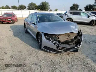 2019 Volkswagen Arteon SE z VIN WVWBR7AN7KE000360, wystawiony jako Copart lot #69217423 z przebiegiem 28 694 mil mil oraz . Historia ofert i sprzedaży dostępna na DreamBid. Obrazek 11.