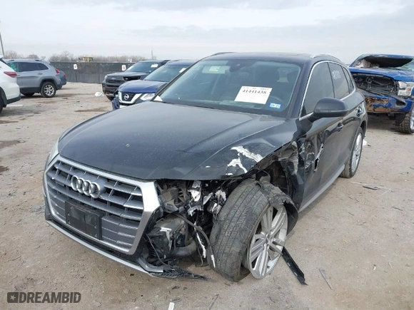 2019 Audi Q5 Premium Plus with VIN WA1BNAFY1K2135275, listed as a IAAI auction lot 41441438 with 50,657 mi miles. Bid and sale history available at carsss.com. Image 6.
