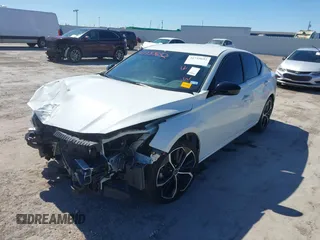 2023 Nissan Altima 2.5 SR with VIN 1N4BL4CV8PN326517, listed as a IAAI auction lot 41733652 with 34,062 mi miles. Bid and sale history available at carsss.com. Image 15.