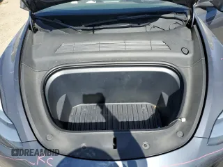 2022 Tesla Model Y Long Range z VIN 7SAYGDEE6NF429701, wystawiony jako Copart lot #58585665 z przebiegiem 86 537 mil mil oraz Szkoda całkowita • Salvage title. Historia ofert i sprzedaży dostępna na DreamBid. Obrazek 11.