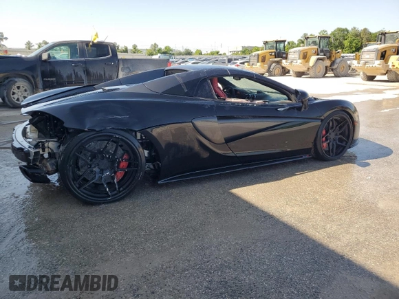2019 McLaren 570S z VIN SBM13FAA1KW006404, wystawiony jako Copart lot #78088414 z przebiegiem 17 852 mil mil oraz Szkody całkowita. Historia ofert i sprzedaży dostępna na DreamBid. Obrazek 3.