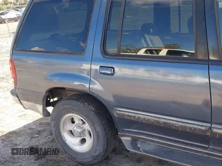 2000 Ford Explorer XLT с VIN 1FMZU63E4YZB16522, выставлен на аукционе IAAI как лот 41104271 с пробегом 259 369 миль миль и . История ставок и продаж доступна на DreamBid. Изображение 13.