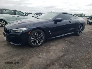 2020 BMW 8 Series 840i with VIN WBAAE4C09LCD32627, listed as a Copart auction lot 64941444 with 28,938 mi miles and Salvage Title. Bid and sale history available at carsss.com. Image 1.