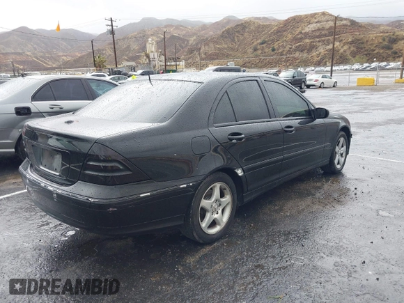 2005 Mercedes-Benz C 240 with VIN WDBRF61J25A790966, listed as a IAAI auction lot 41506319 with 190,131 mi miles and . Bid and sale history available at DreamBid. Image 4.