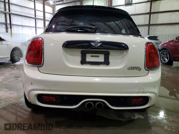 2018 MINI Hardtop 4 Door Cooper S z VIN WMWXU3C5XJ2F50470, wystawiony jako Copart lot #41575815 z przebiegiem 42 418 mil mil oraz Szkoda całkowita • Salvage title. Historia ofert i sprzedaży dostępna na DreamBid. Obrazek 6.