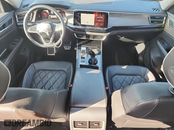 2024 Volkswagen Atlas SEL Premium R-Line с VIN 1V2FR2CA8RC516083, выставлен на аукционе Copart как лот 66534675 с пробегом 20 466 миль миль и Списание • Salvage title. История ставок и продаж доступна на DreamBid. Изображение 8.