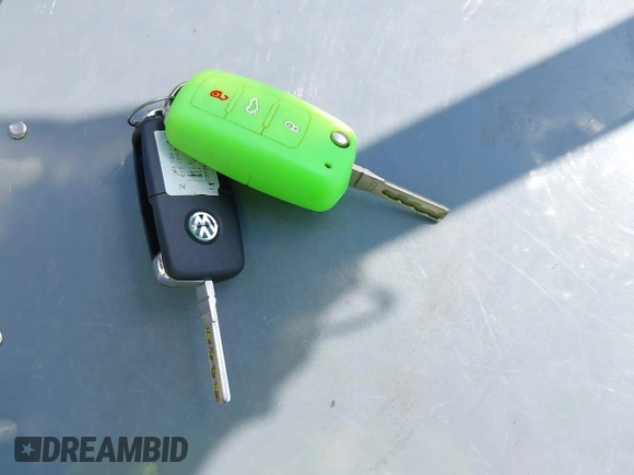 2013 Volkswagen Jetta TDI w/Premium с VIN 3VWLL7AJ9DM368679, выставлен на аукционе IAAI как лот 42092889 с пробегом 124 077 миль миль и . История ставок и продаж доступна на DreamBid. Изображение 11.