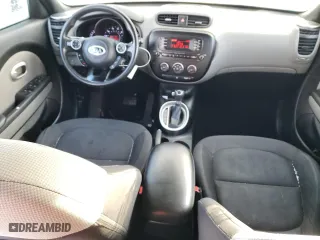 2014 Kia Soul with VIN KNDJN2A20E7001147, listed as a Copart auction lot 46058885 with 152,017 mi miles and Clean Title. Bid and sale history available at carsss.com. Image 8.