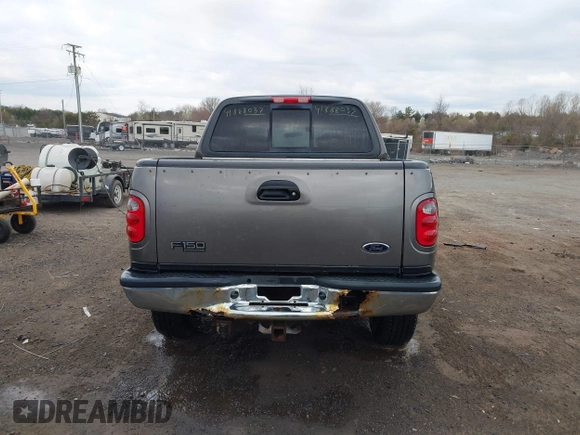 2003 Ford F-150 XLT with VIN 1FTRW086X3KA54557, listed as a IAAI auction lot 41888037 with 217,512 mi miles. Bid and sale history available at carsss.com. Image 16.