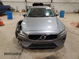 2019 Volvo S60 Momentum with VIN 7JRA22TK3KG014509, listed as a Copart auction lot 57210604 with 0 mi miles and Salvage Title. Bid and sale history available at carsss.com. Image 5.