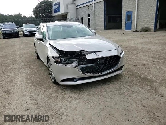 2022 Mazda 3 Premium with VIN 3MZBPADL3NM317206, listed as a Copart auction lot 76184724 with 24,134 mi miles and Salvage Title. Bid and sale history available at DreamBid. Image 11.