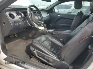 2013 Ford Mustang V6 with VIN 1ZVBP8EM6D5264800, listed as a Copart auction lot 52551845 with 185,217 mi miles and Salvage title. Bid and sale history available at DreamBid. Image 7.