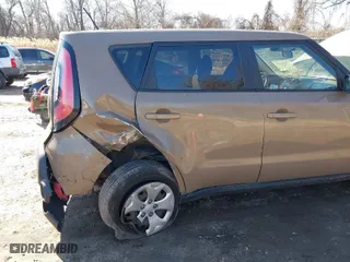 2014 Kia Soul with VIN KNDJN2A28E7073617, listed as a IAAI auction lot 41586347 with 253,732 mi miles. Bid and sale history available at carsss.com. Image 12.