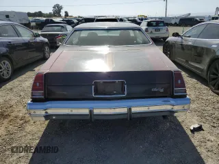 1976 Chevrolet Monte Carlo z VIN 1H57L6Z427472, wystawiony jako Copart lot #58806805 z przebiegiem 88 259 mil mil oraz Czysty tytuł • Clean title. Historia ofert i sprzedaży dostępna na DreamBid. Obrazek 6.