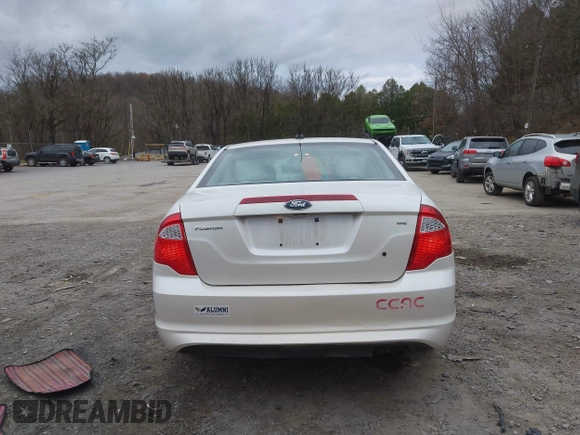 2011 Ford Fusion SE with VIN 3FAHP0HA4BR200111, listed as a IAAI auction lot 41843044 with 163,784 mi miles. Bid and sale history available at carsss.com. Image 17.