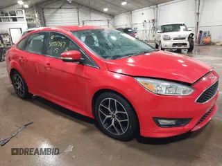 2015 Ford Focus SE with VIN 1FADP3FEXFL286681, listed as a IAAI auction lot 41501387 with 93,610 mi miles and . Bid and sale history available at carsss.com. Image 1.