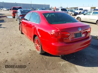 2011 Volkswagen Jetta SEL with VIN 3VWLX7AJ2BM377936, listed as a IAAI auction lot 41758563 with 171,633 mi miles and . Bid and sale history available at DreamBid. Image 3.