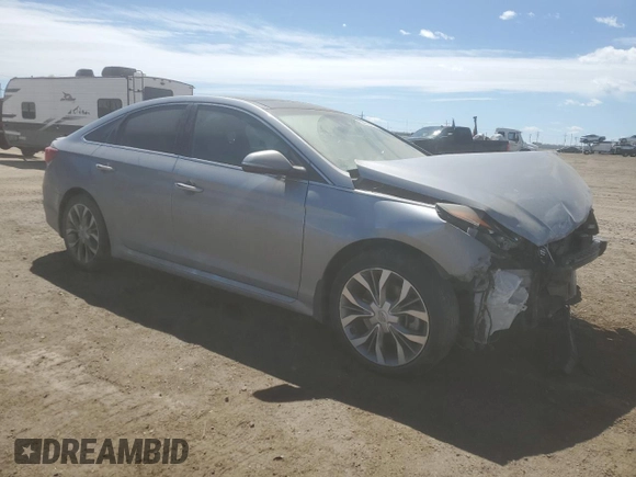 2015 Hyundai Sonata Limited z VIN 5NPE34AB5FH163789, wystawiony jako Copart lot #53722105 z przebiegiem 89 558 mil mil oraz Szkoda całkowita • Salvage title. Historia ofert i sprzedaży dostępna na DreamBid. Obrazek 4.