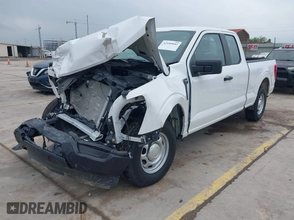 2022 Ford F-150 XL z VIN 1FTEX1CB1NKD70793, wystawiony jako IAAI lot #42189042 z przebiegiem 12 339 mil mil oraz . Historia ofert i sprzedaży dostępna na DreamBid. Obrazek 22.