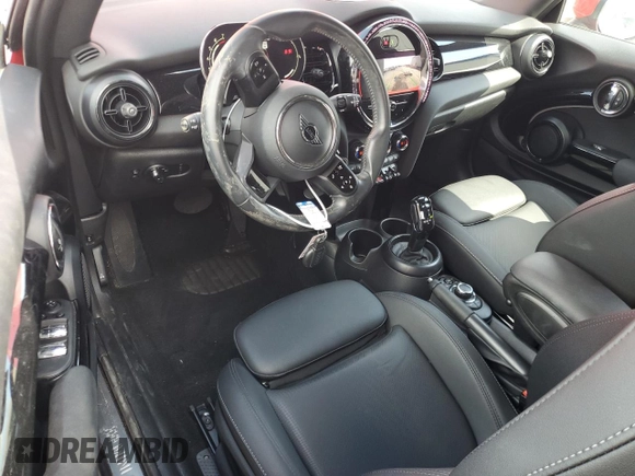 2024 MINI Convertible Cooper S with VIN WMW43DL09R3S05983, listed as a Copart auction lot 51112485 with 22,698 mi miles and Salvage title. Bid and sale history available at DreamBid. Image 8.
