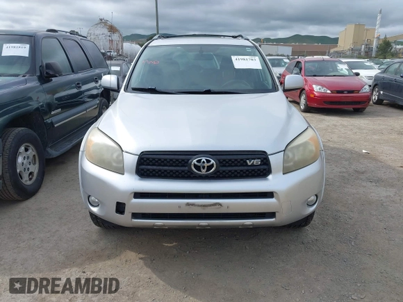 2007 Toyota RAV4 Sport with VIN JTMBK32V775022880, listed as a IAAI auction lot 41981703 with 197,494 mi miles. Bid and sale history available at carsss.com. Image 6.
