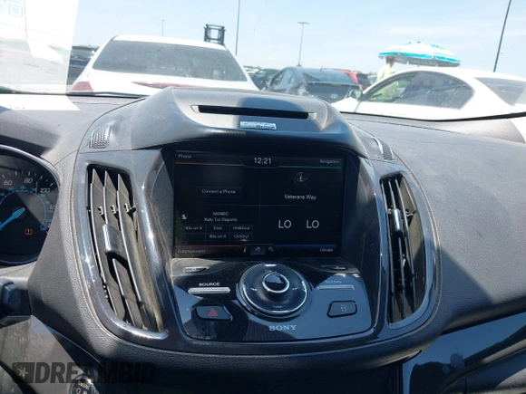 2015 Ford Escape Titanium с VIN 1FMCU0J92FUB25268, выставлен на аукционе IAAI как лот 42489681 с пробегом 139 809 миль миль и . История ставок и продаж доступна на DreamBid. Изображение 18.