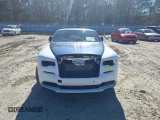2018 Rolls-Royce Dawn z VIN SCA666D52JU115704, wystawiony jako IAAI lot #41816328 z przebiegiem 41 305 mil mil oraz . Historia ofert i sprzedaży dostępna na DreamBid. Obrazek 6.