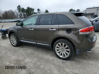 2011 Lincoln MKX z VIN 2LMDJ8JK4BBJ02626, wystawiony jako Copart lot #49161525 z przebiegiem 171 025 mil mil oraz Czysty tytuł • Clean title. Historia ofert i sprzedaży dostępna na DreamBid. Obrazek 2.