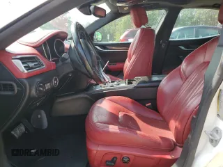 2018 Maserati Ghibli с VIN ZAM57XSA3J1296624, выставлен на аукционе Copart как лот 60810835 с пробегом 62 582 миль миль и Чистый • Clean title. История ставок и продаж доступна на DreamBid. Изображение 7.
