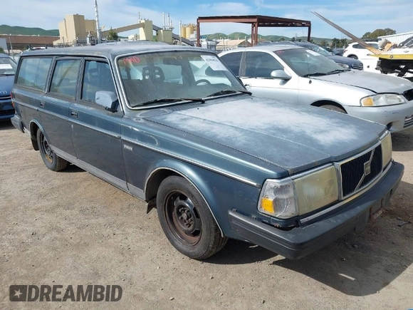 1990 Volvo 240 z VIN YV1AA8854L1871654, wystawiony jako IAAI lot #42004030 z przebiegiem 393 708 mil mil oraz . Historia ofert i sprzedaży dostępna na DreamBid. Obrazek 1.