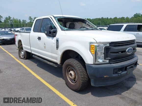 2017 Ford F-250 XLT с VIN 1FT7X2B62HEE58337, выставлен на аукционе IAAI как лот 42553732 с пробегом 136 291 миль миль и . История ставок и продаж доступна на DreamBid. Изображение 1.
