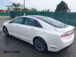 2015 Lincoln MKZ с VIN 3LN6L2G92FR605921, выставлен на аукционе IAAI как лот 42470145 с пробегом 174 569 миль миль и . История ставок и продаж доступна на DreamBid. Изображение 3.
